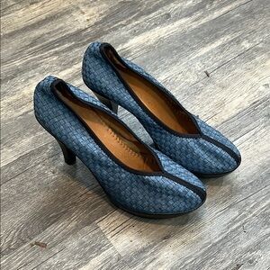 Bernie Mev BERNIE Blue Woven denim Heels size 40